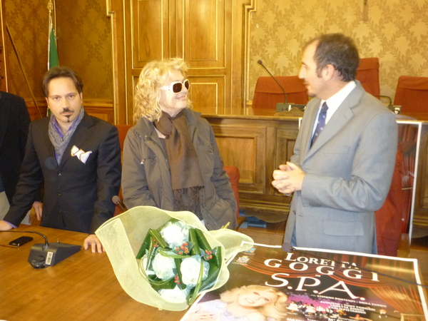 LORETTA GOGGI RESTA UNA GRANDE ARTISTA