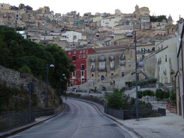 IL PD DICE NO AL PIANO-CASA ALLARGATO