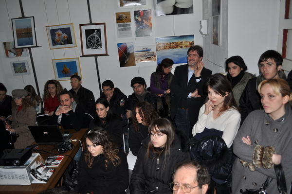 VITTORIA: PRIMO CORSO DI FOTOGRAFIA DI BASE