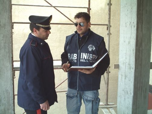 I CARABINIERI DEL NUCLEO ISPETTORATO DEL LAVORO DENUNCIANO PSEUDO IMPRENDITORE