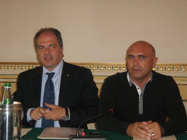 UNA SFIDA PER PENSARE ED AGIRE PER POLITICHE PUBBLICHE VERSO I GIOVANI