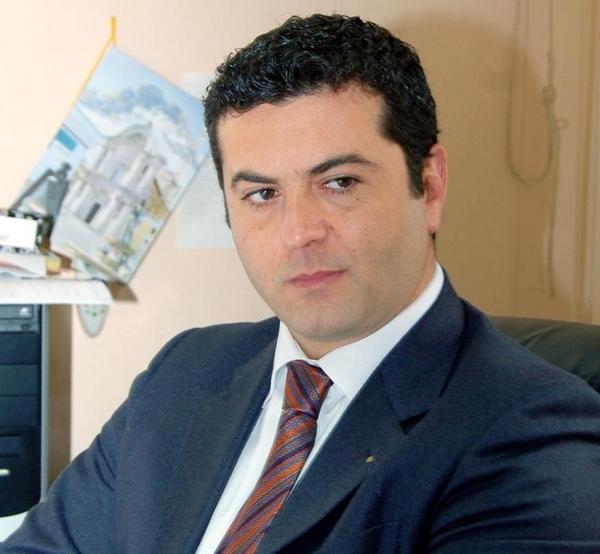 Il CDA dello IACP decide norme più dure per i morosi
