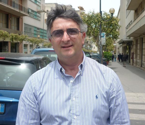 CONTO CONSUNTIVO 2009: “PORTEREMO IL COMMISSARIO AD ACTA A SPASSO PER LE VIUZZE DI IBLA…”