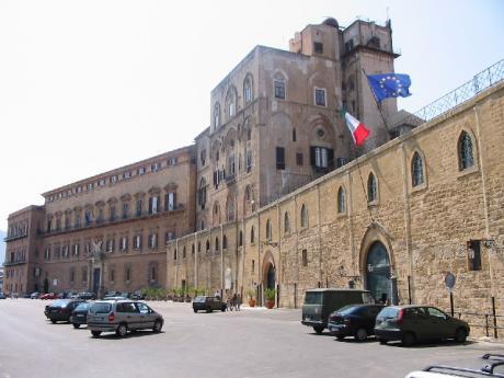 INCONTRO A PALERMO PER IL PRECARIATO IN SICILIA
