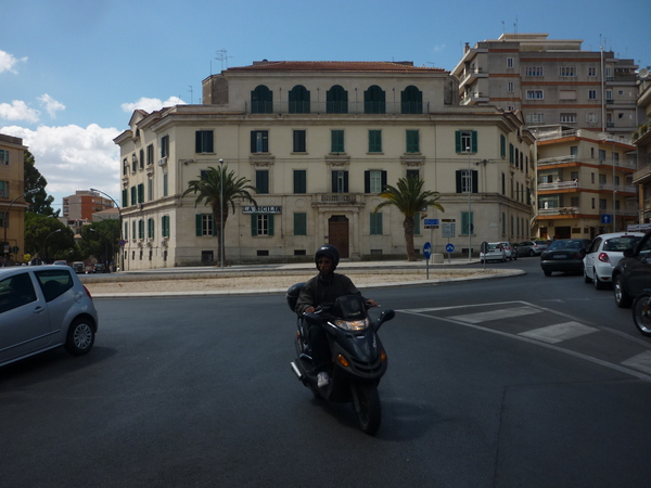 PARCHEGGIO DI PIAZZA DEL POPOLO  A RAGUSA: SI VA AL COMPLETAMENTO
