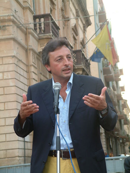 TUTTO DALLA CITTA’  DI VITTORIA