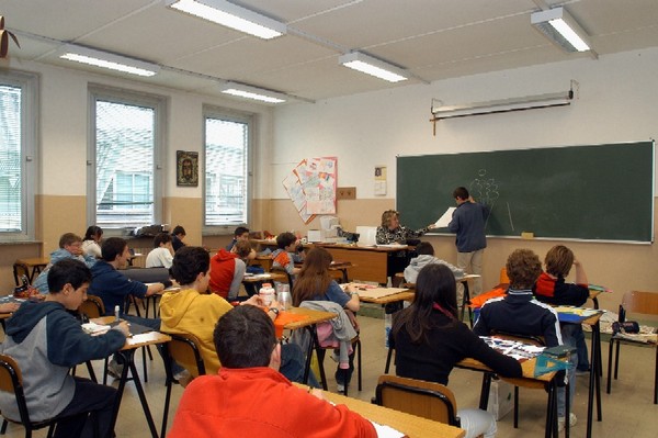 I PRESIDI CHE LASCIANO NON VENGONO SOSTITUITI: ALLARME ACCORPAMENTI