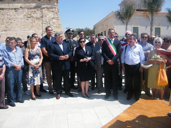 INAUGURATO IL LUNGOMARE MEDITERRANEO
