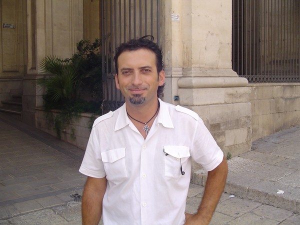 LA RICHIESTA DI RIMOZIONE DI VERA GRECO SERVE SOLO AD IMBARBARIRE IL CLIMA