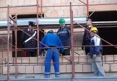 CARABINIERI COMPAGNIA E NUCLEO ISPETTORI DEL LAVORO CONTROLLANO I CANTIERI EDILI