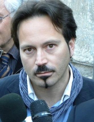 DOPO MESI DI LETARGO IL CONSIGLIERE PLUCHINO SI E’ SVEGLIATO ATTACCANDO