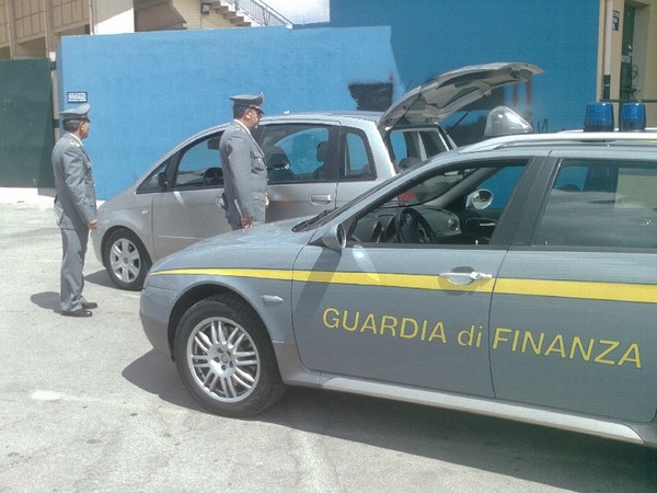 CONTROLLO TERRITORIO DI GUARDIA DI FINANZA E POLSTRADA