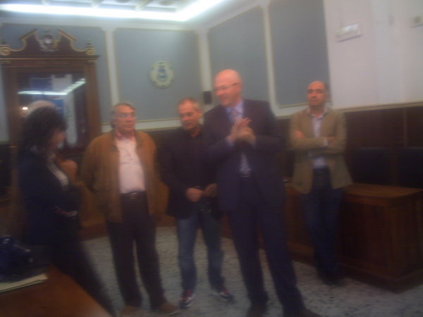 COMUNE E STUDENTI DI SANTA CROCE PROTESTANO CON LA PROVINCIA