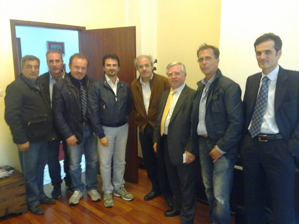 MINARDO, BARRERA, FRISINA E LO DESTRO CON GLI OPERAI
