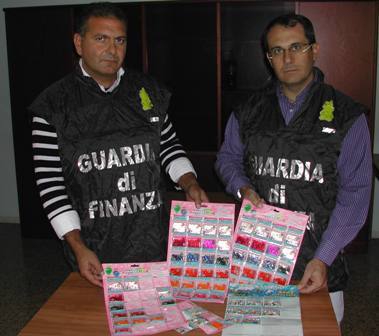 GDF SEQUESTRA PRODOTTI CINESI PERICOLOSI PER LA SALUTE