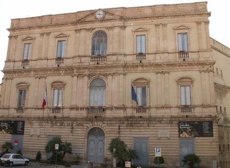 FIDUCIA AL SINDACO ALFANO E NIENTE TONI AL VETRIOLO