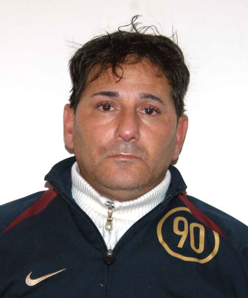 LA POLIZIA ARRESTA UN PERICOLOSO LADRUNCOLO