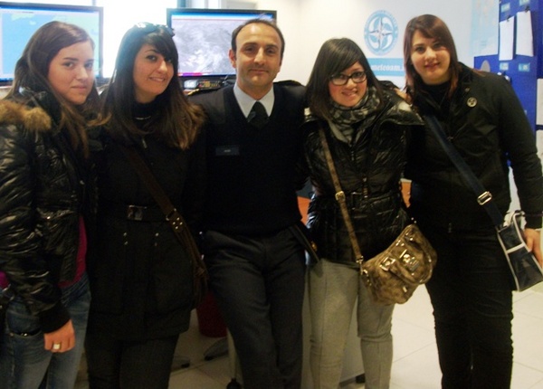 A LEZIONE DI METEOROLOGIA DAL COLONNELLO GUIDO GUIDI