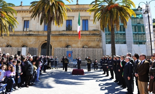 150 ANNI DELL’UNITÀ D’ITALIA. CORI ED INNI RISORGIMENTALI IN PIAZZA MATTEOTTI A MODICA