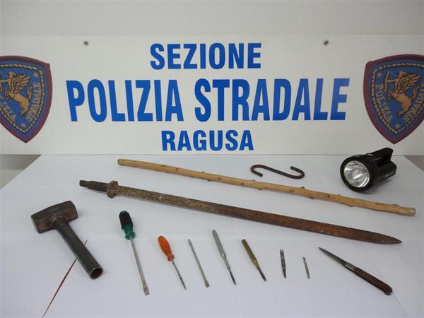 RUMENA UBRIACA AL VOLANTE SULLA RAGUSA-CATANIA
