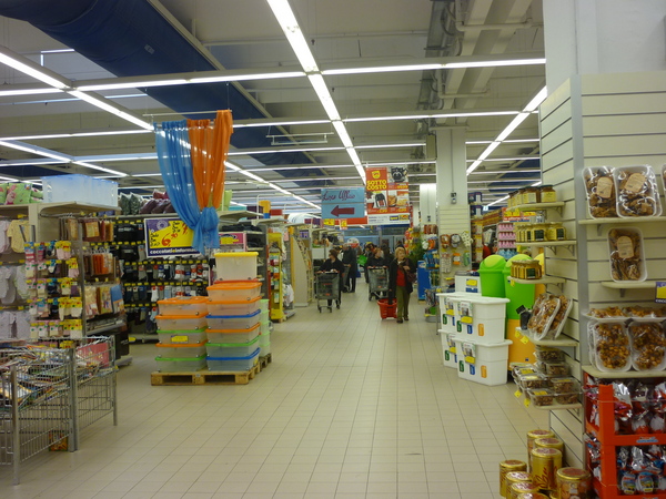 SUPERMERCATI: BISOGNI  INUTILI, BISOGNI AGGIUNTIVI