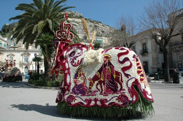 IL “PATRIARCA” TRA FEDE E FOLKLORE NEL CIRCONDARIO DI SCICLI