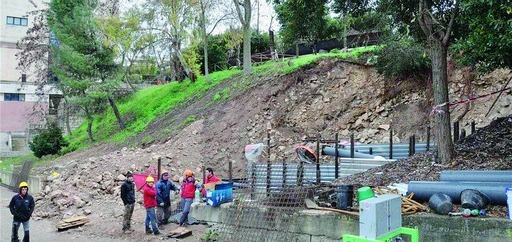 A NULLA SONO VALSI GLI STROMBAZZATI INTERVENTI DEL SINDACO DIPASQUALE