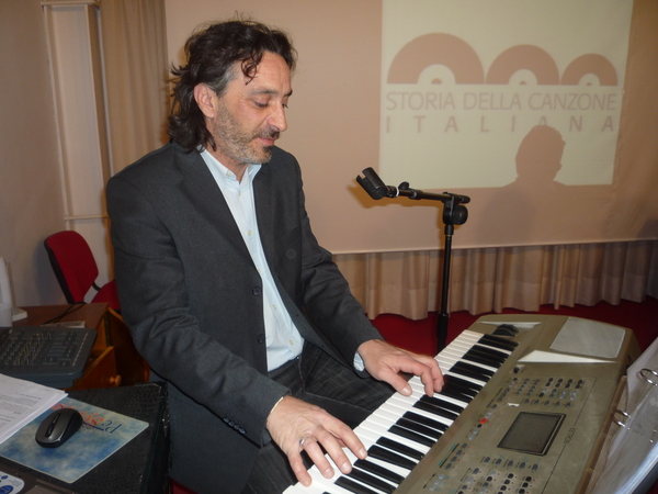 IL PIANISTA GIACOMO SCHEMBARI INCANTA IL “SUO” PUBBLICO