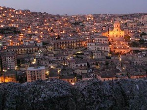 “MODICA CITTA’ CHE LEGGE”