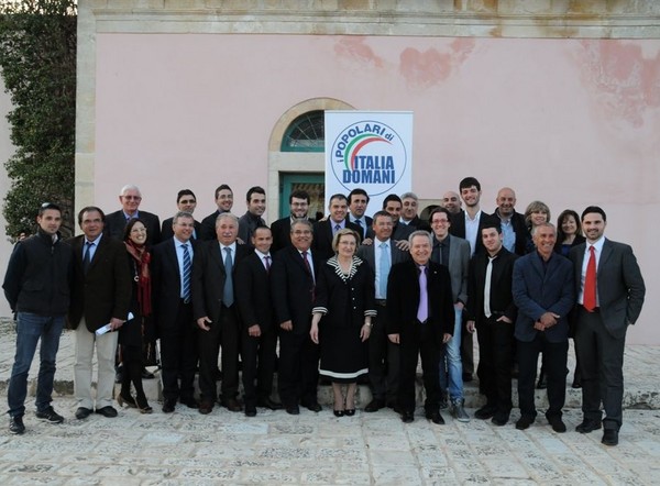PRESENTATI I TRENTA CANDIDATI  DELLA LISTA “I POPOLARI DI ITALIA DOMANI”