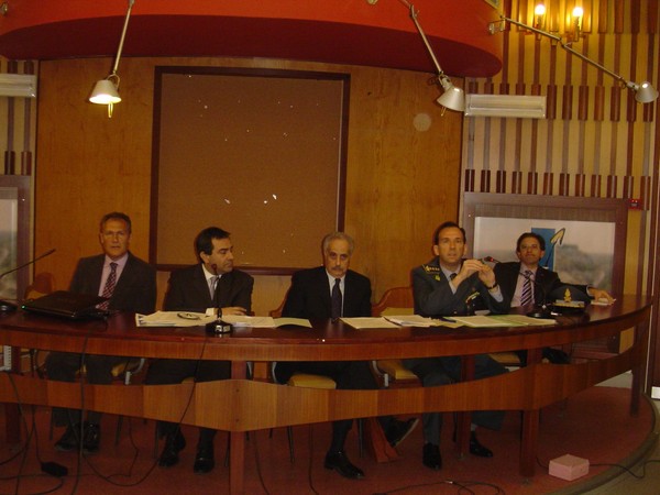 “LE PICCOLE E MEDIE IMPRESE DELL’AREA IBLEA HANNO RICOMINCIATO  AD ASSUMERE”