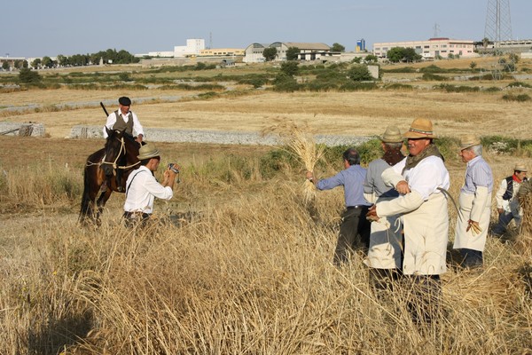 PRESENTATA OGGI A RAGUSA “LA POESIA DEI CAMPI”