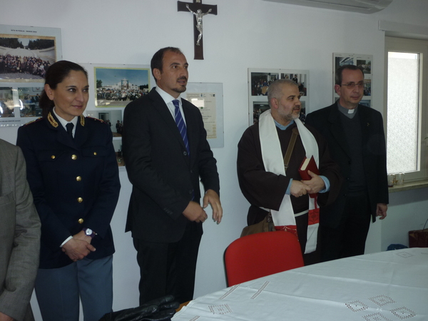 IL SINDACO DIPASQUALE A VILLA PAX CON GLI ANZIANI DI RAGUSA
