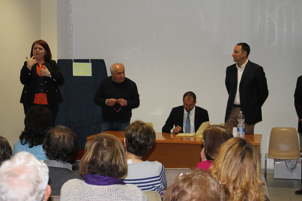 UN CORSO DI PROTEZIONE CIVILE PER  SORDOMUTI