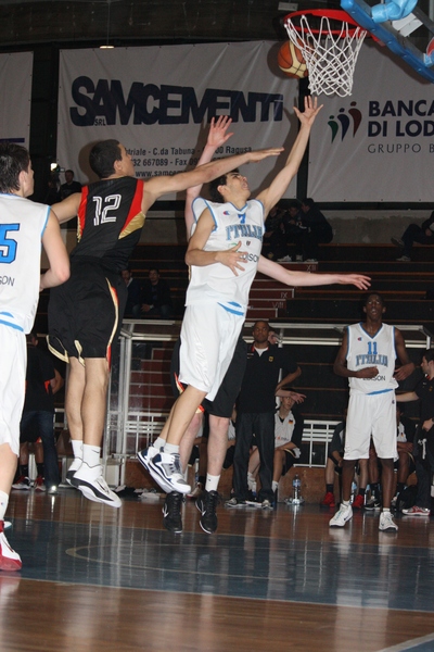 INIZIO COL BOTTO DEL TROFEO PASQUA BAROCCA