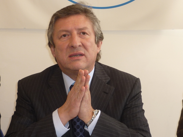 LEONTINI: PRIMA LO SCIPPO E POI IL RISARCIMENTO