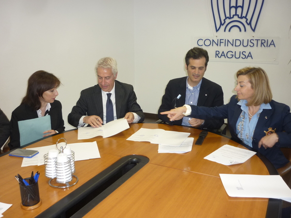 RETE INTEGRATA DI SERVIZI COSTITUITA A RAGUSA