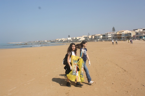 DONNALUCATA, “SPIAGGE E FONDALI PULITI”