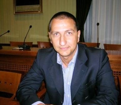 “PRESIDENTE SCARSO: TANTO ZELO PER SE STESSO QUANTO NULLO PER GLI ALTRI CONSIGLIERI!”