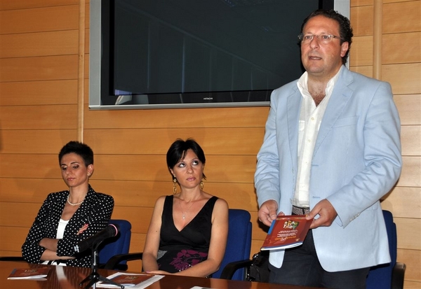 PRESENTATO L’OPUSCOLO “BRINDI…AMO LA VITA”