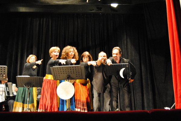 “POESIA E MUSICA SOTTO LE STELLE”