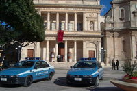 CONTROLLI DELLA POLIZIA DI VITTORIA SUL COMMERCIO DI ORTOFRUTTICOLI