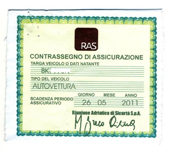 FALSIFICAZIONE DI CONTRASSEGNI ASSICURATIVI