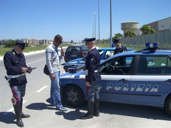 CONTROLLI DELLA POLIZIA STRADALE IN PROVINCIA