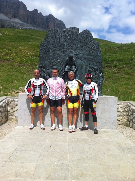 L’ASSOCIAZIONE CICLOAMATORI GULFI PROTAGONISTA ALLA MARATONA DELLE DOLOMITI