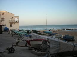 MARINA DI RAGUSA, MUORE UN ANZIANO PER UNA SCIVOLATA