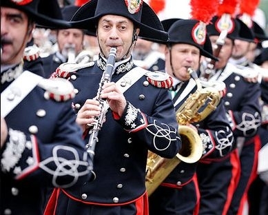 LA BANDA DEI CARABINIERI A CHIARAMONTE GULFI