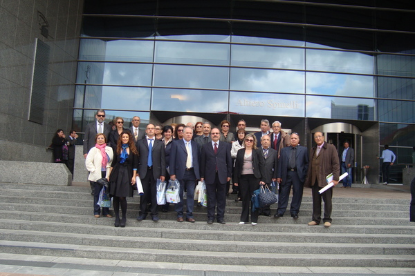 DELEGAZIONE DI GIARRATANA VISITA LA SEDE DEL PARLAMENTO EUROPEO DI BRUXELLES