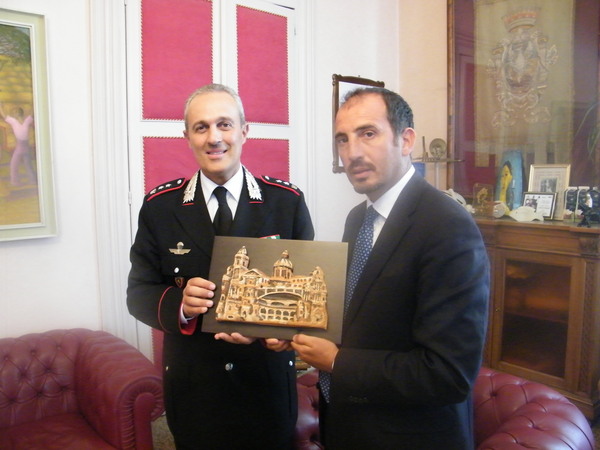 VISITA DI COMMIATO AL SINDACO DIPASQUALE DEL COMANDANTE MACRI’