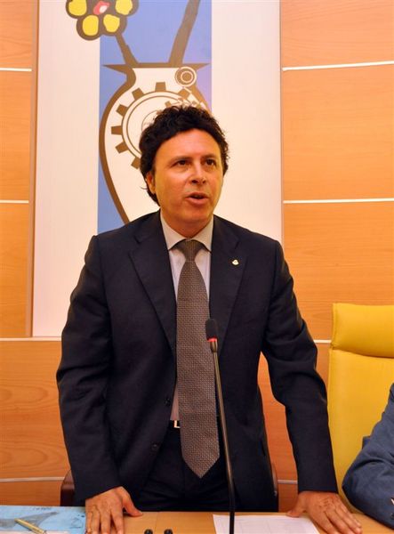 SANDRO GAMBUZZA NUOVO PRESIDENTE CAMCOM